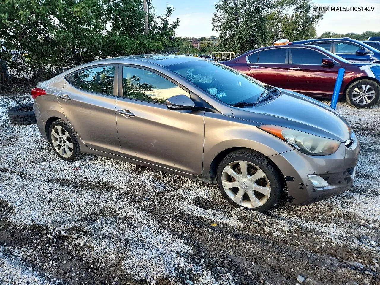 2011 HYUNDAI ELANTRA VIN 5NPDH4AE5BH051429 — фото 4