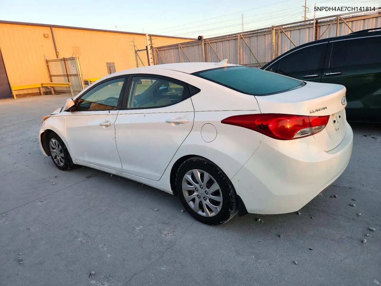2012 HYUNDAI ELANTRA VIN 5NPDH4AE7CH141814 — фото 2