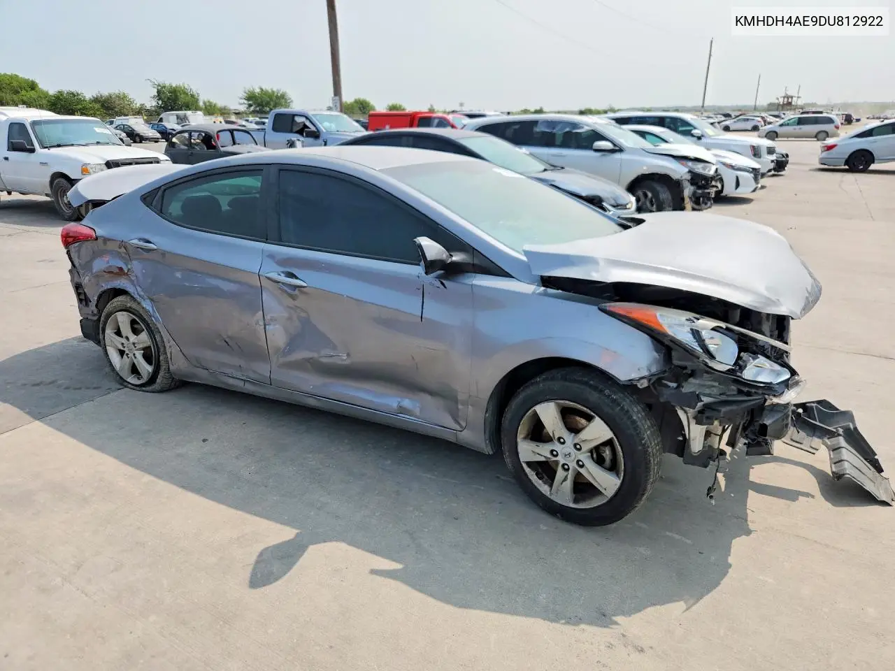 2013 HYUNDAI ELANTRA VIN KMHDH4AE9DU812922 — фото 4