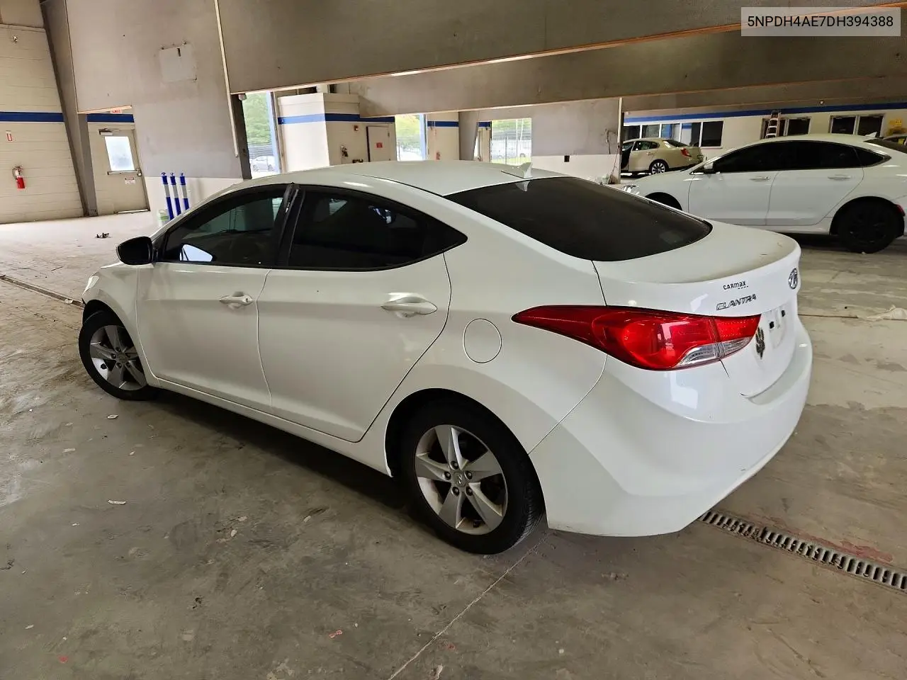 2013 HYUNDAI ELANTRA VIN 5NPDH4AE7DH394388 — фото 2