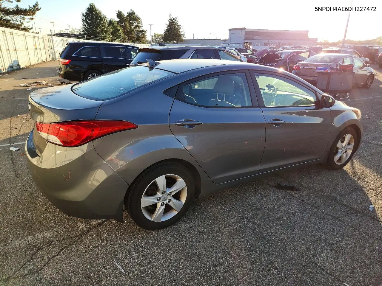 2013 HYUNDAI ELANTRA VIN 5NPDH4AE6DH227472 — фото 3