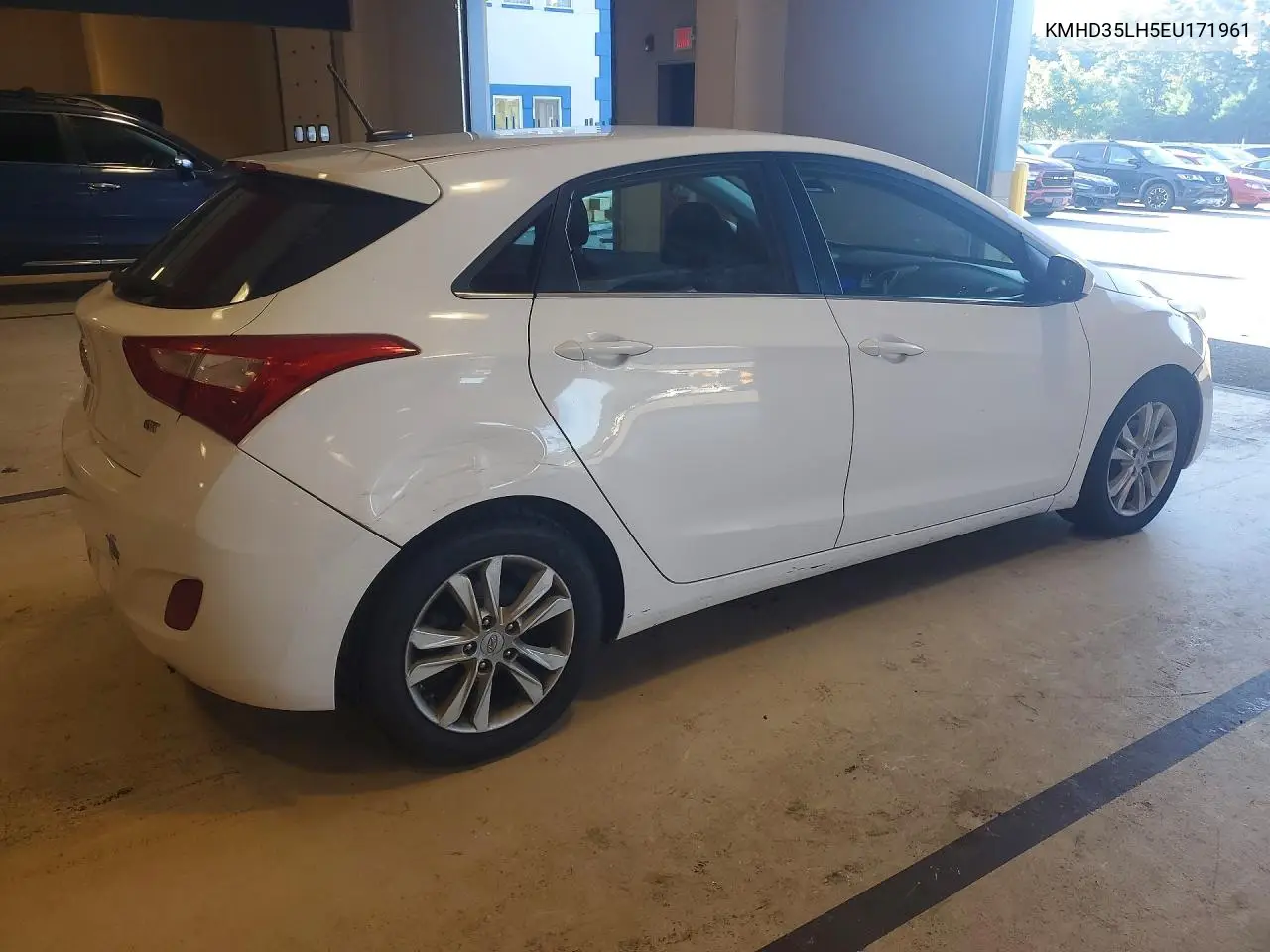 2014 HYUNDAI ELANTRA VIN KMHD35LH5EU171961 — фото 3