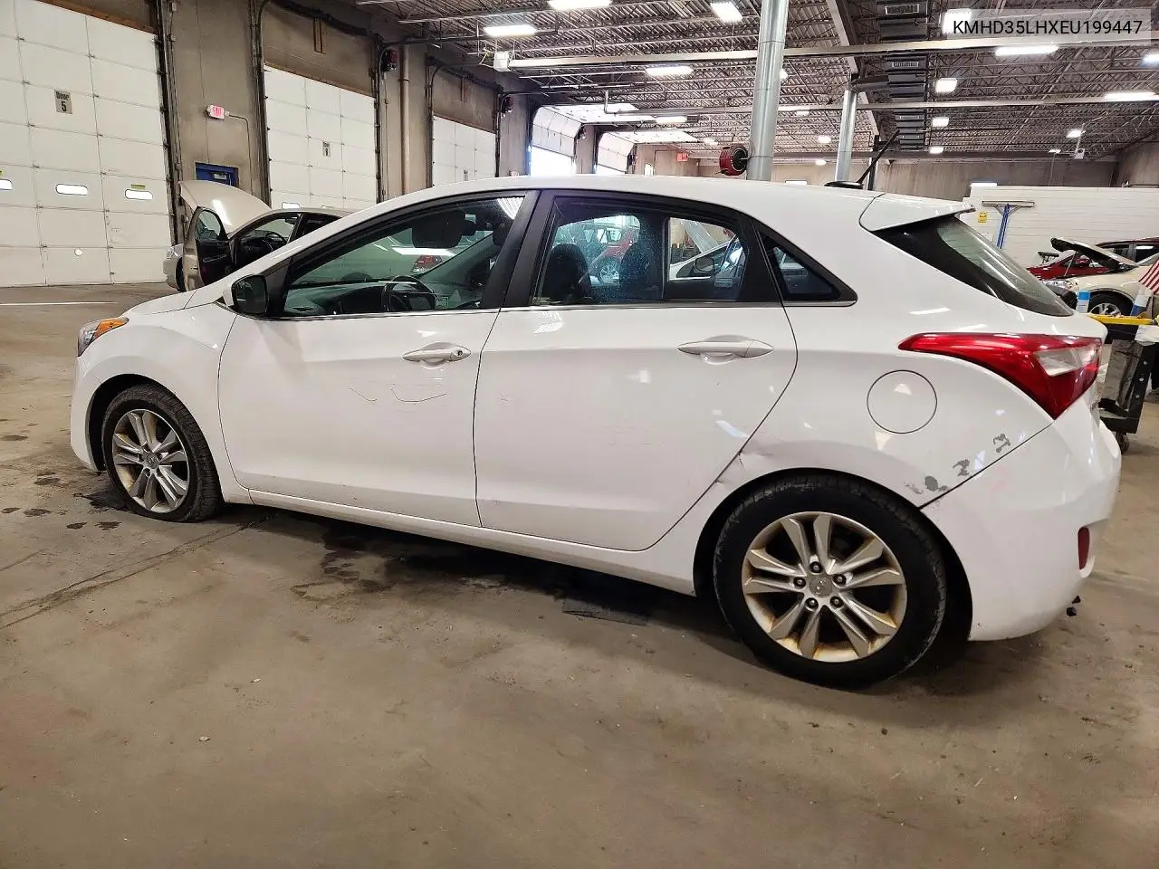 2014 HYUNDAI ELANTRA VIN KMHD35LHXEU199447 — фото 2