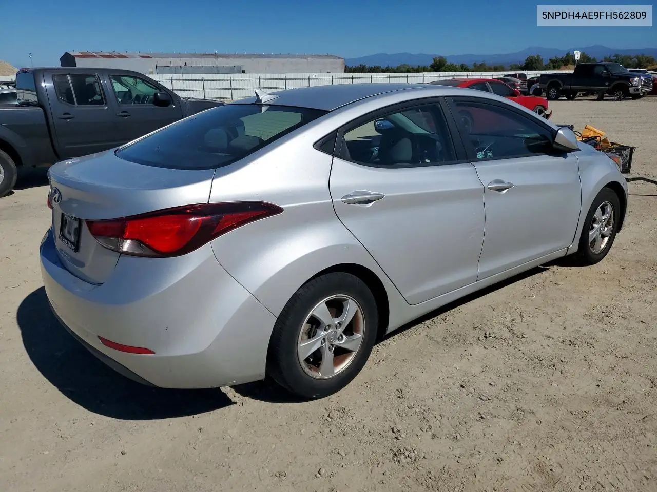 2015 HYUNDAI ELANTRA VIN 5NPDH4AE9FH562809 — фото 3