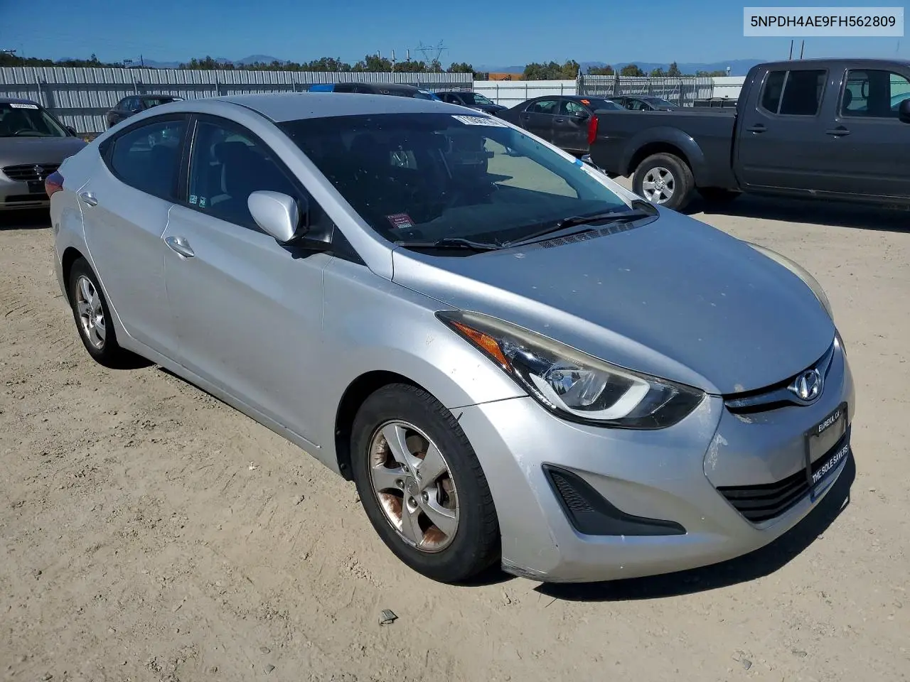2015 HYUNDAI ELANTRA VIN 5NPDH4AE9FH562809 — фото 4
