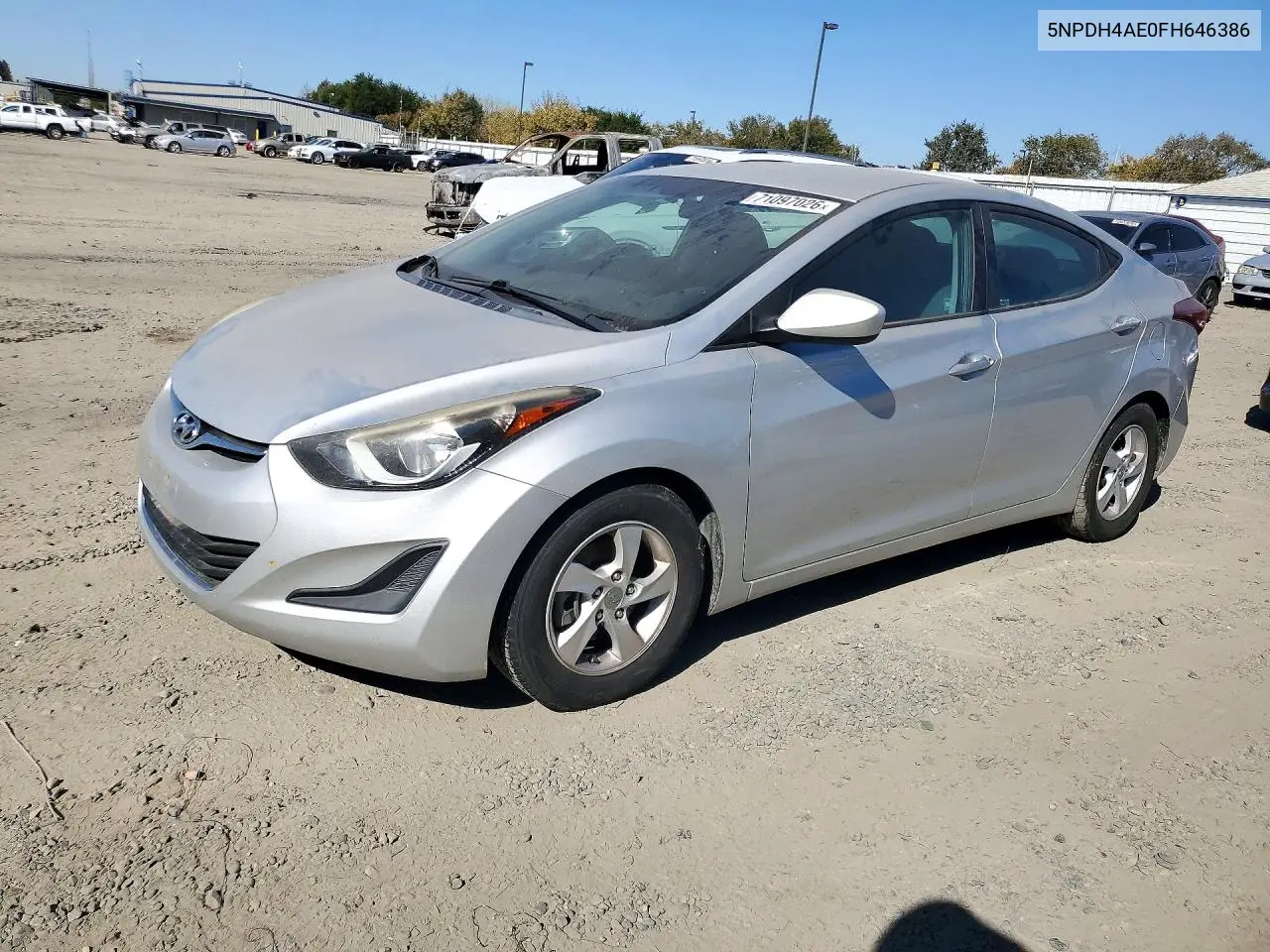 HYUNDAI ELANTRA 2015, VIN 5NPDH4AE0FH646386