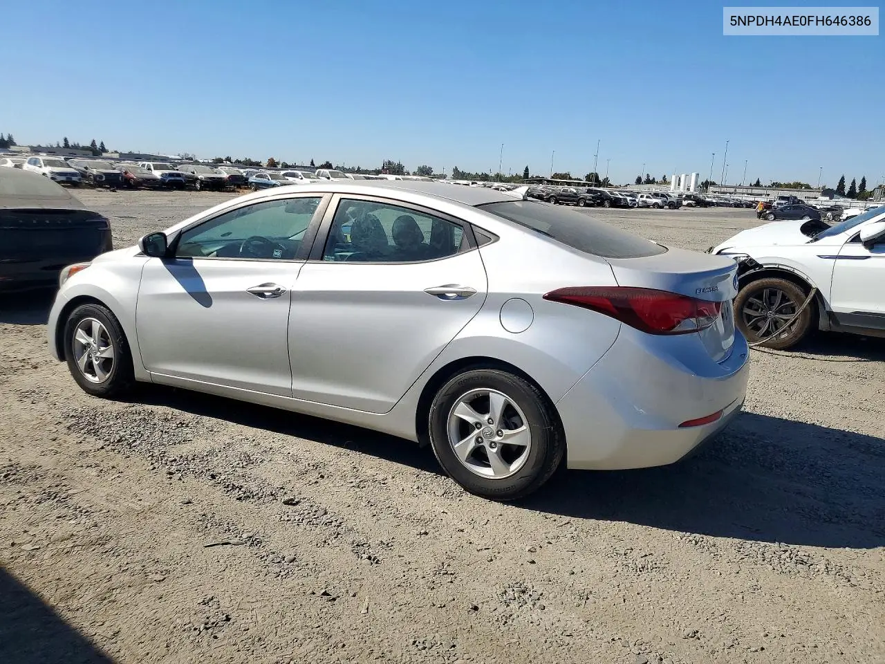 2015 HYUNDAI ELANTRA VIN 5NPDH4AE0FH646386 — фото 2