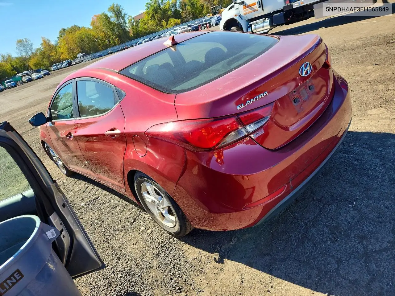 2015 HYUNDAI ELANTRA VIN 5NPDH4AE3FH565849 — фото 2