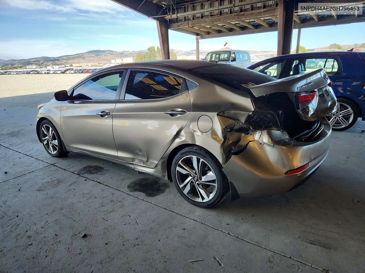 2016 HYUNDAI ELANTRA VIN 5NPDH4AE2GH796453 — фото 2