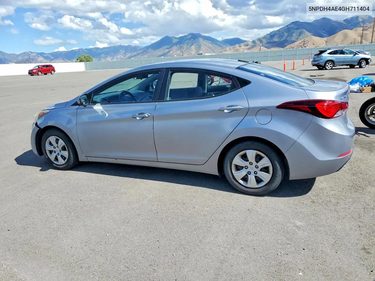 2016 HYUNDAI ELANTRA VIN 5NPDH4AE4GH711404 — фото 2