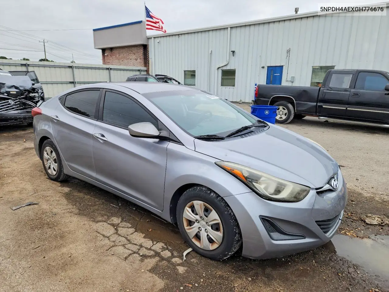 2016 HYUNDAI ELANTRA VIN 5NPDH4AEXGH776676 — фото 4