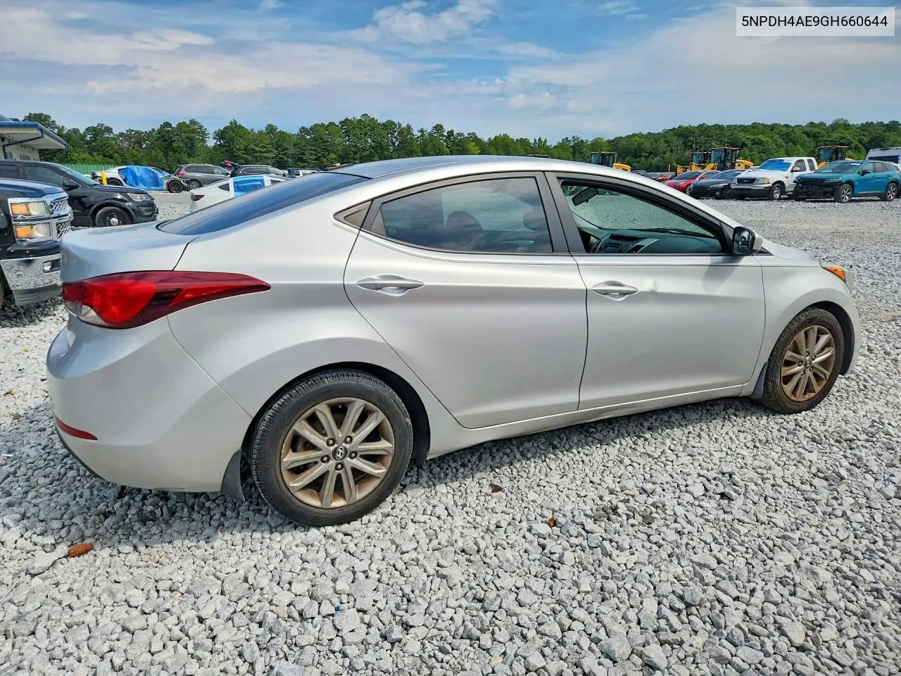 2016 HYUNDAI ELANTRA VIN 5NPDH4AE9GH660644 — фото 3