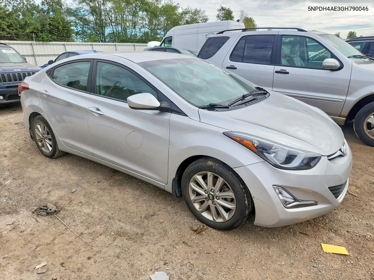2016 HYUNDAI ELANTRA VIN 5NPDH4AE3GH790046 — фото 4