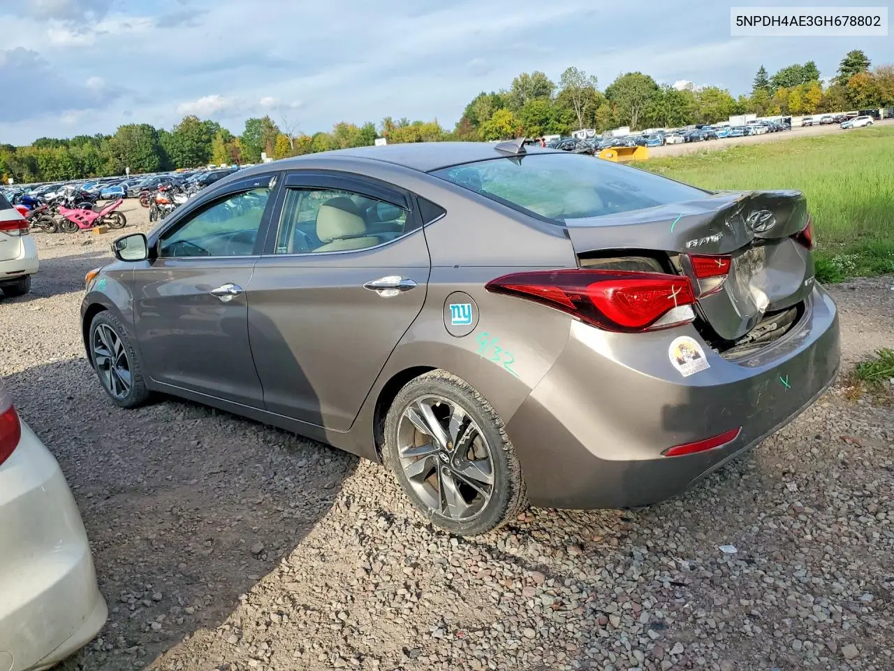 2016 HYUNDAI ELANTRA VIN 5NPDH4AE3GH678802 — фото 2
