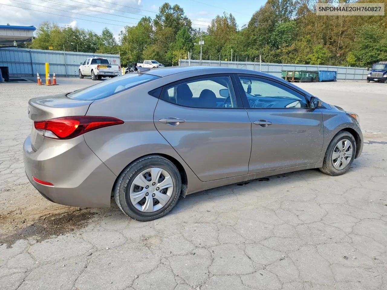 2016 HYUNDAI ELANTRA VIN 5NPDH4AE2GH760827 — фото 3
