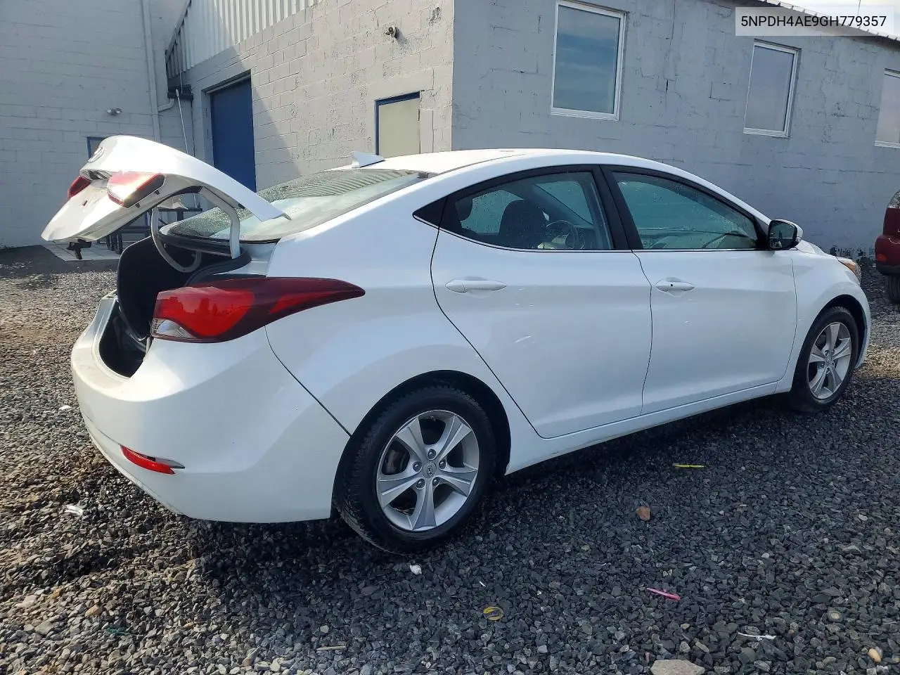 2016 HYUNDAI ELANTRA VIN 5NPDH4AE9GH779357 — фото 3