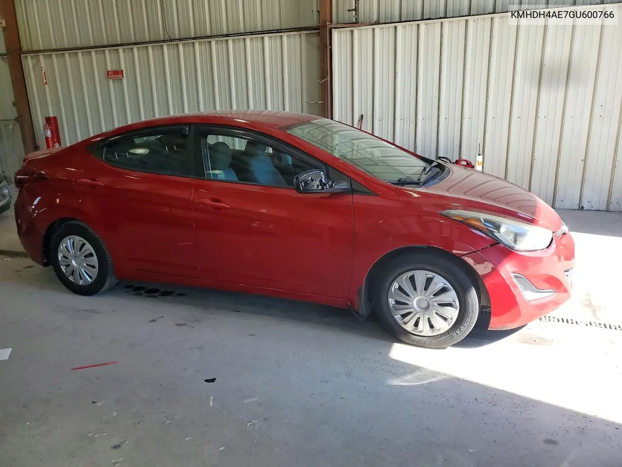 2016 HYUNDAI ELANTRA VIN KMHDH4AE7GU600766 — фото 4