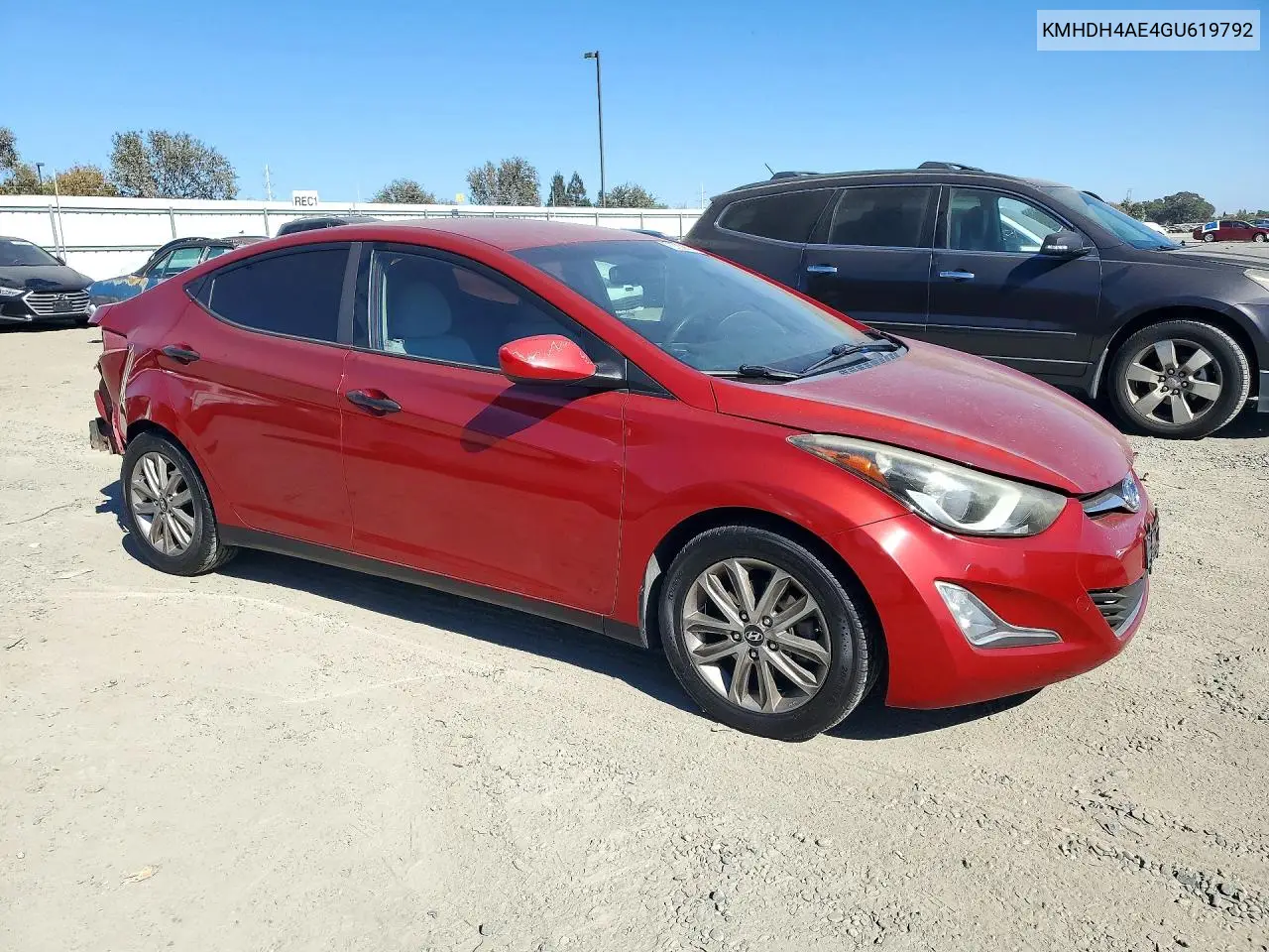 2016 HYUNDAI ELANTRA VIN KMHDH4AE4GU619792 — фото 4