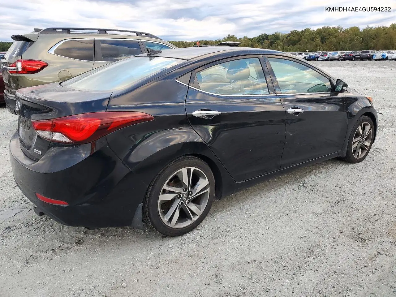 2016 HYUNDAI ELANTRA VIN KMHDH4AE4GU594232 — фото 3