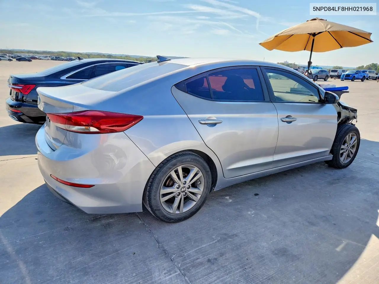 2017 HYUNDAI ELANTRA VIN 5NPD84LF8HH021968 — фото 3