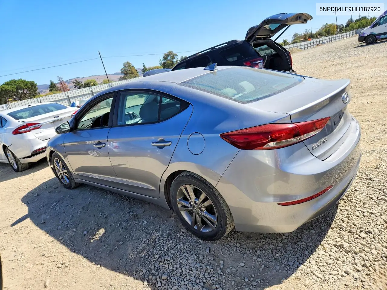 2017 HYUNDAI ELANTRA VIN 5NPD84LF9HH187920 — фото 2