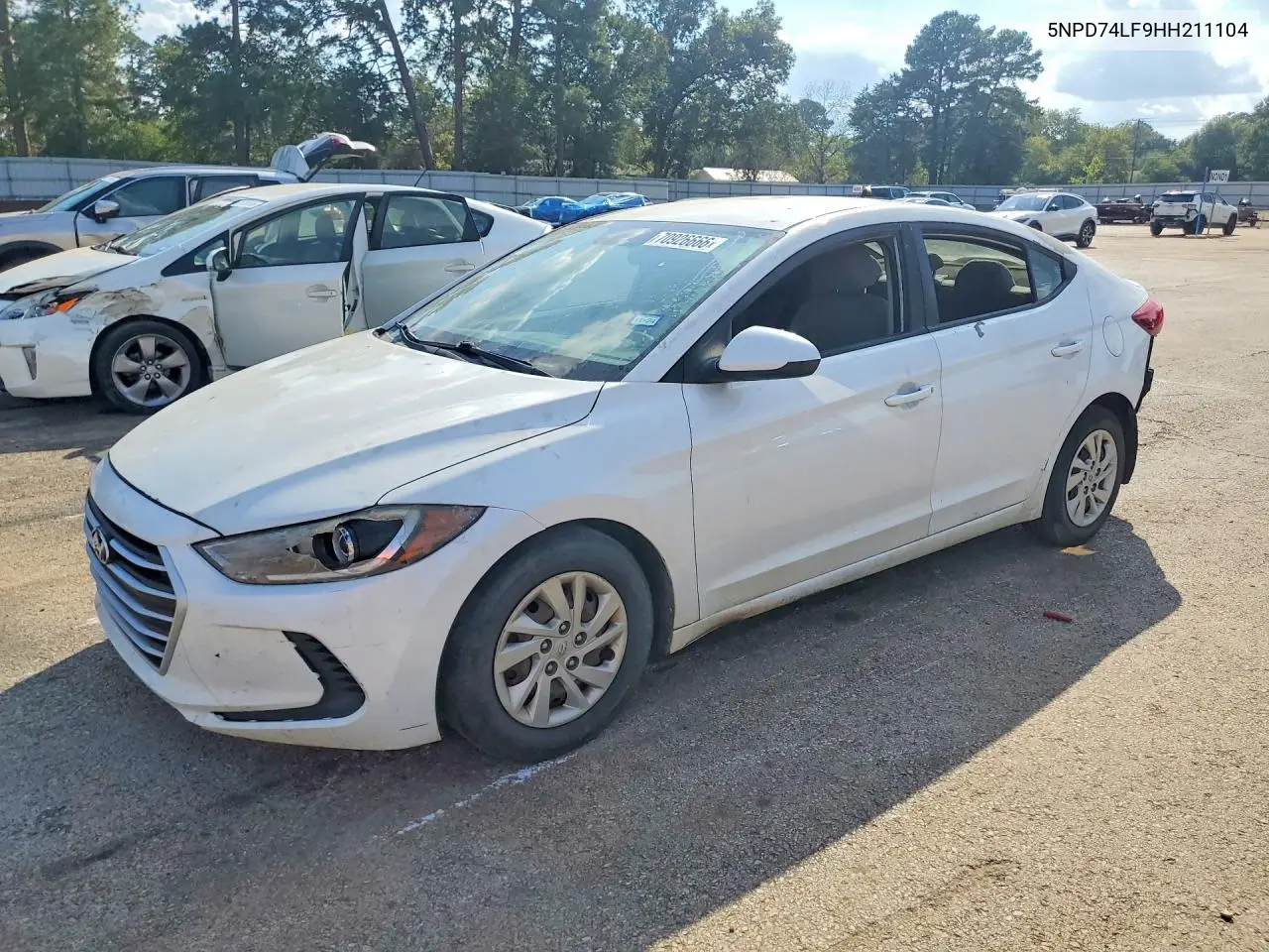 HYUNDAI ELANTRA 2017, VIN 5NPD74LF9HH211104