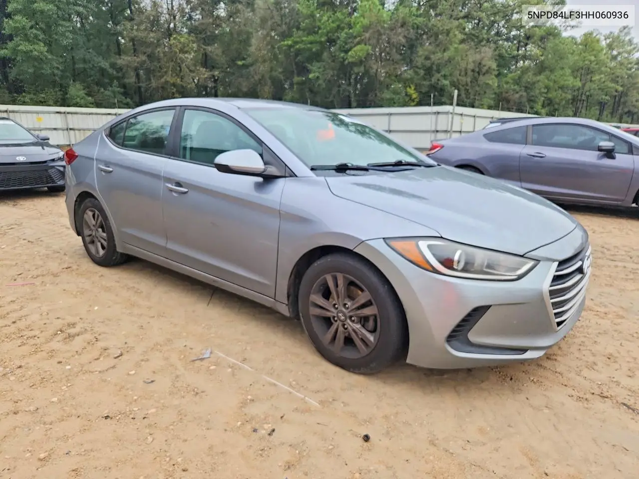 2017 HYUNDAI ELANTRA VIN 5NPD84LF3HH060936 — фото 4