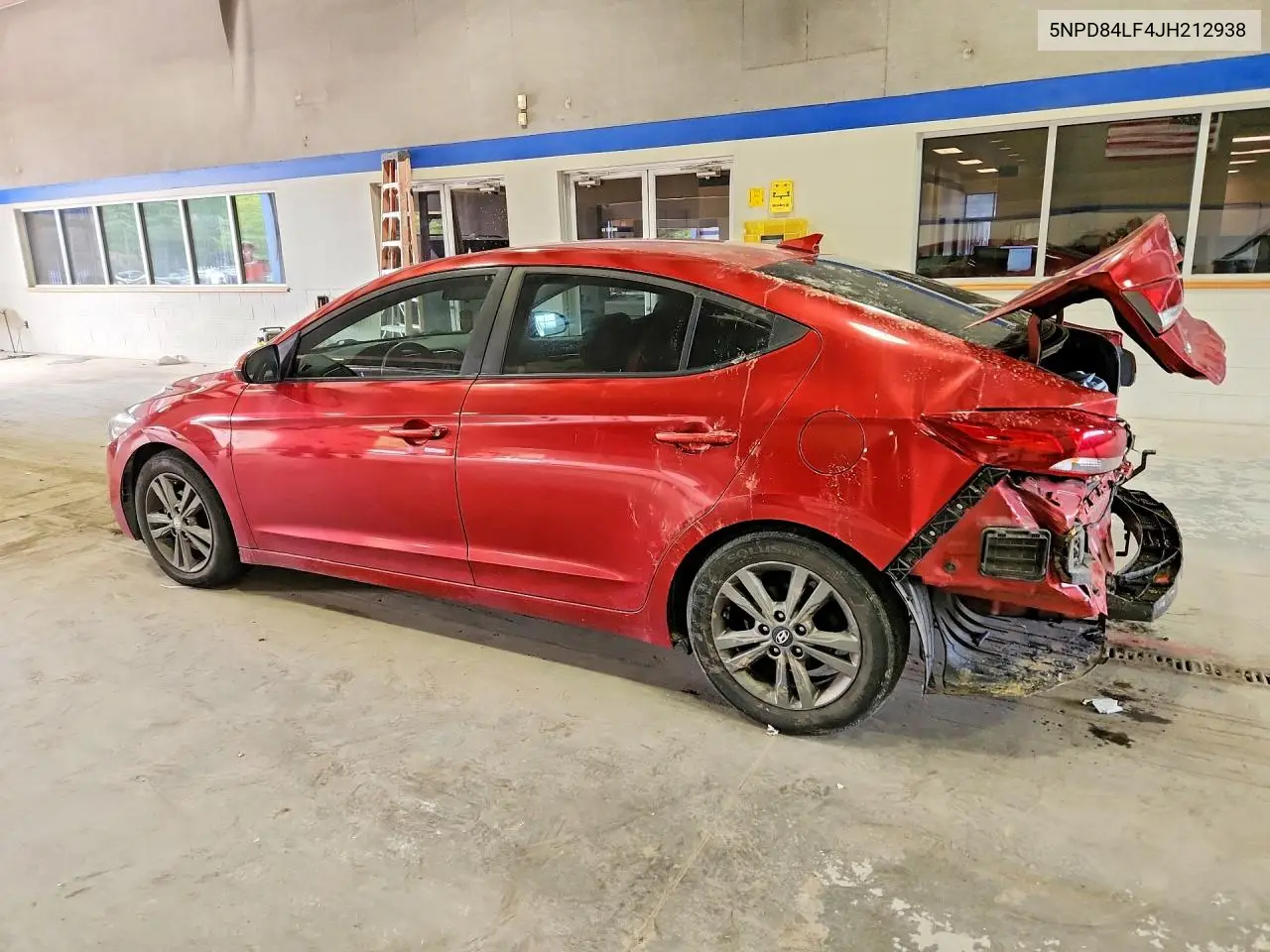 2018 HYUNDAI ELANTRA VIN 5NPD84LF4JH212938 — фото 2