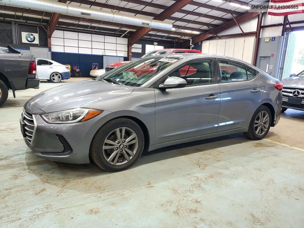 HYUNDAI ELANTRA 2018, VIN 5NPD84LF7JH306585