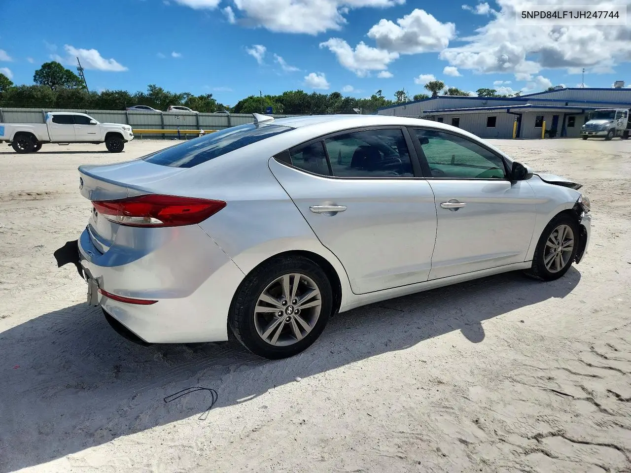 2018 HYUNDAI ELANTRA VIN 5NPD84LF1JH247744 — фото 3