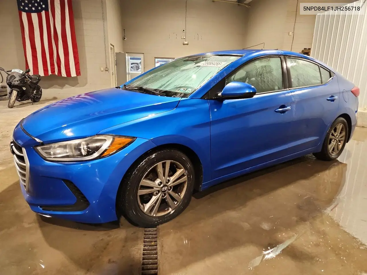HYUNDAI ELANTRA 2018, VIN 5NPD84LF1JH256718