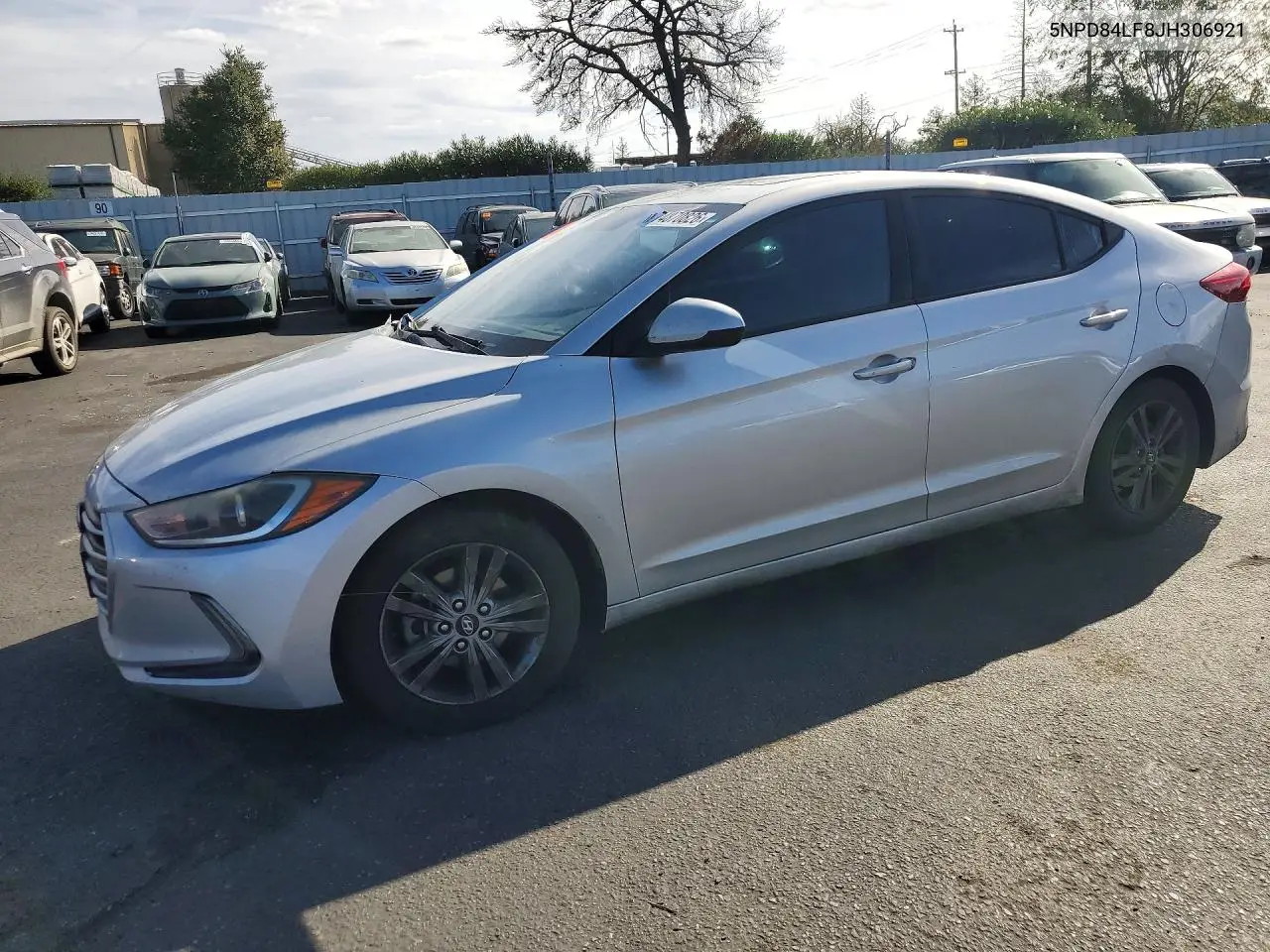 HYUNDAI ELANTRA 2018, VIN 5NPD84LF8JH306921