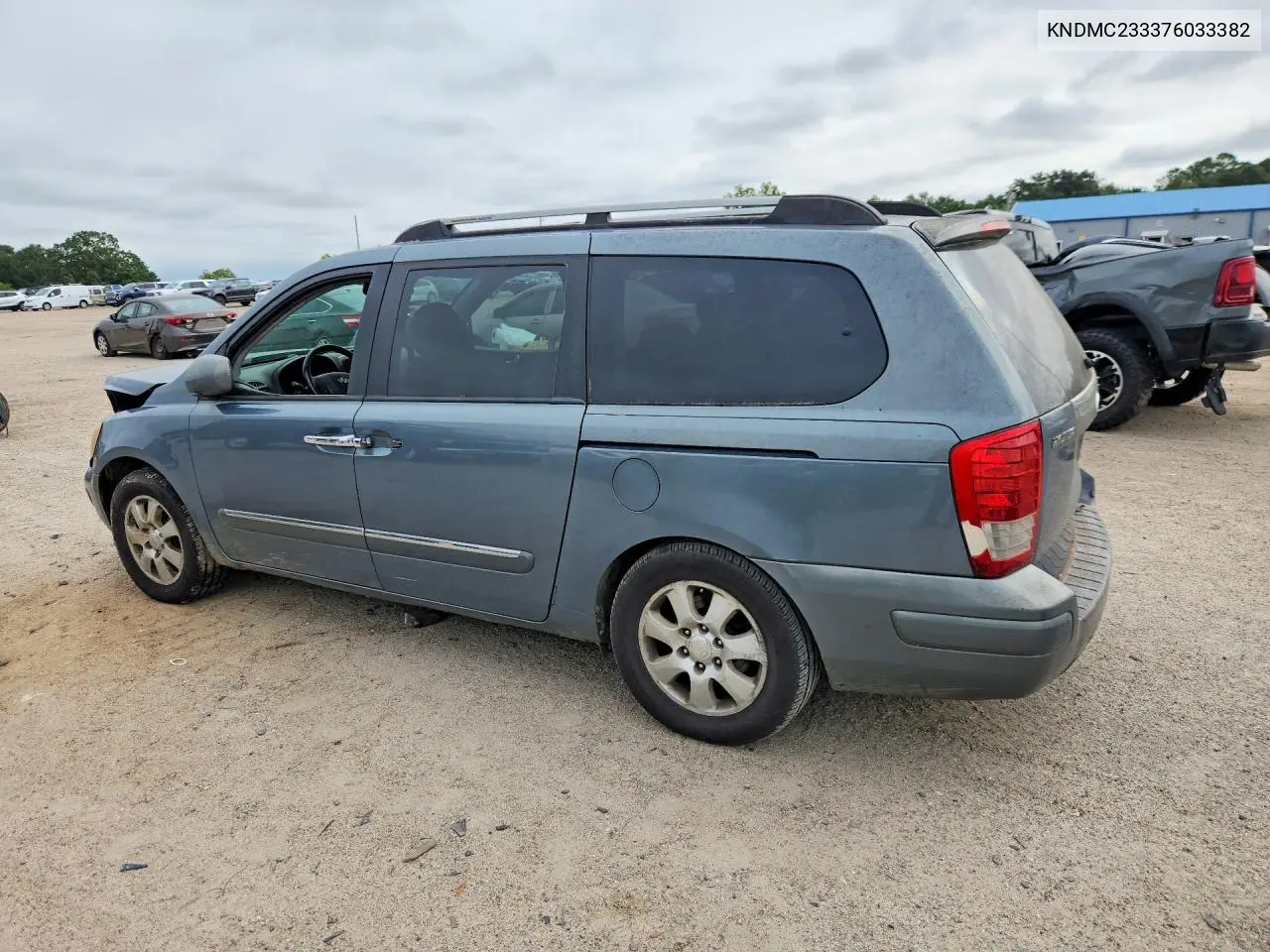 2007 HYUNDAI ENTOURAGE VIN KNDMC233376033382 — фото 2