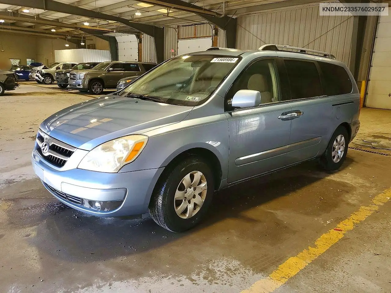 HYUNDAI ENTOURAGE 2007, VIN KNDMC233576029527
