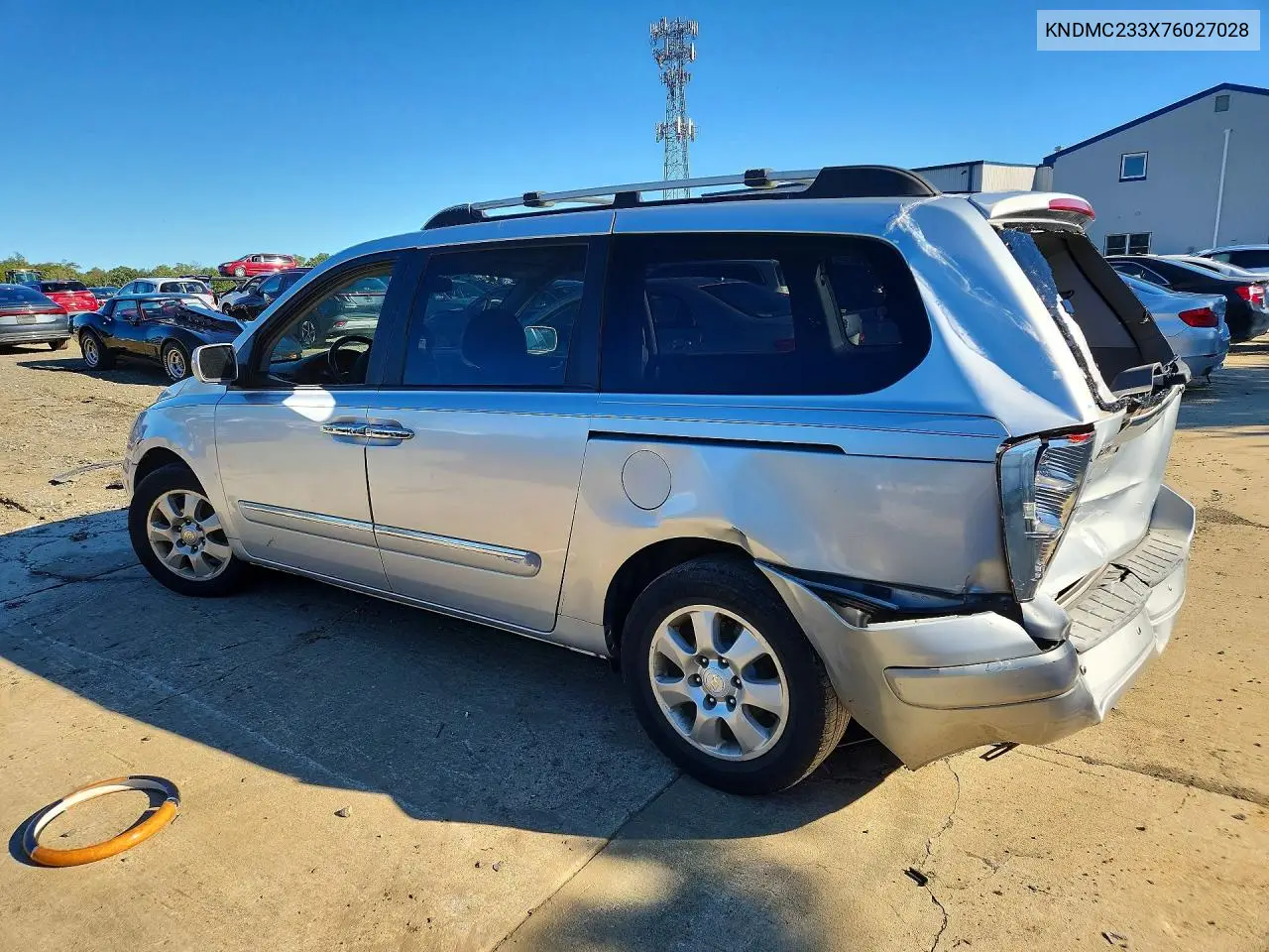 2007 HYUNDAI ENTOURAGE VIN KNDMC233X76027028 — фото 2