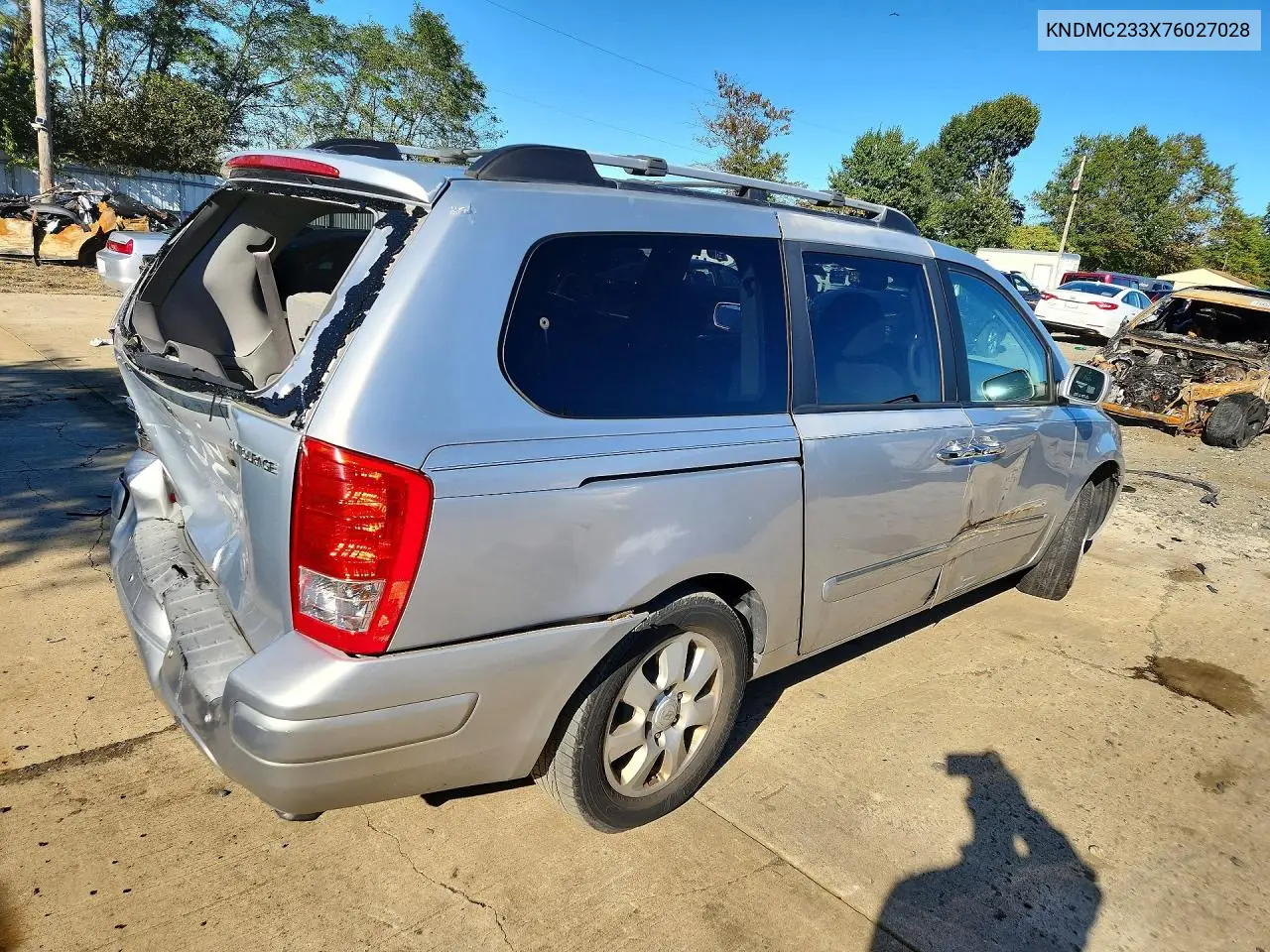 2007 HYUNDAI ENTOURAGE VIN KNDMC233X76027028 — фото 3