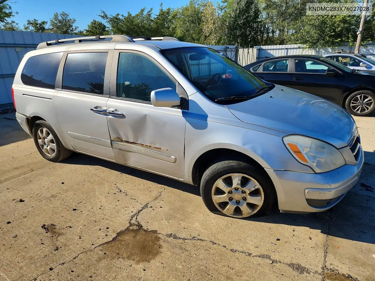 2007 HYUNDAI ENTOURAGE VIN KNDMC233X76027028 — фото 4