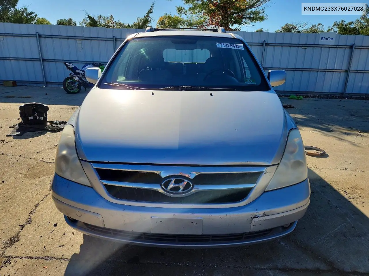2007 HYUNDAI ENTOURAGE VIN KNDMC233X76027028 — фото 5