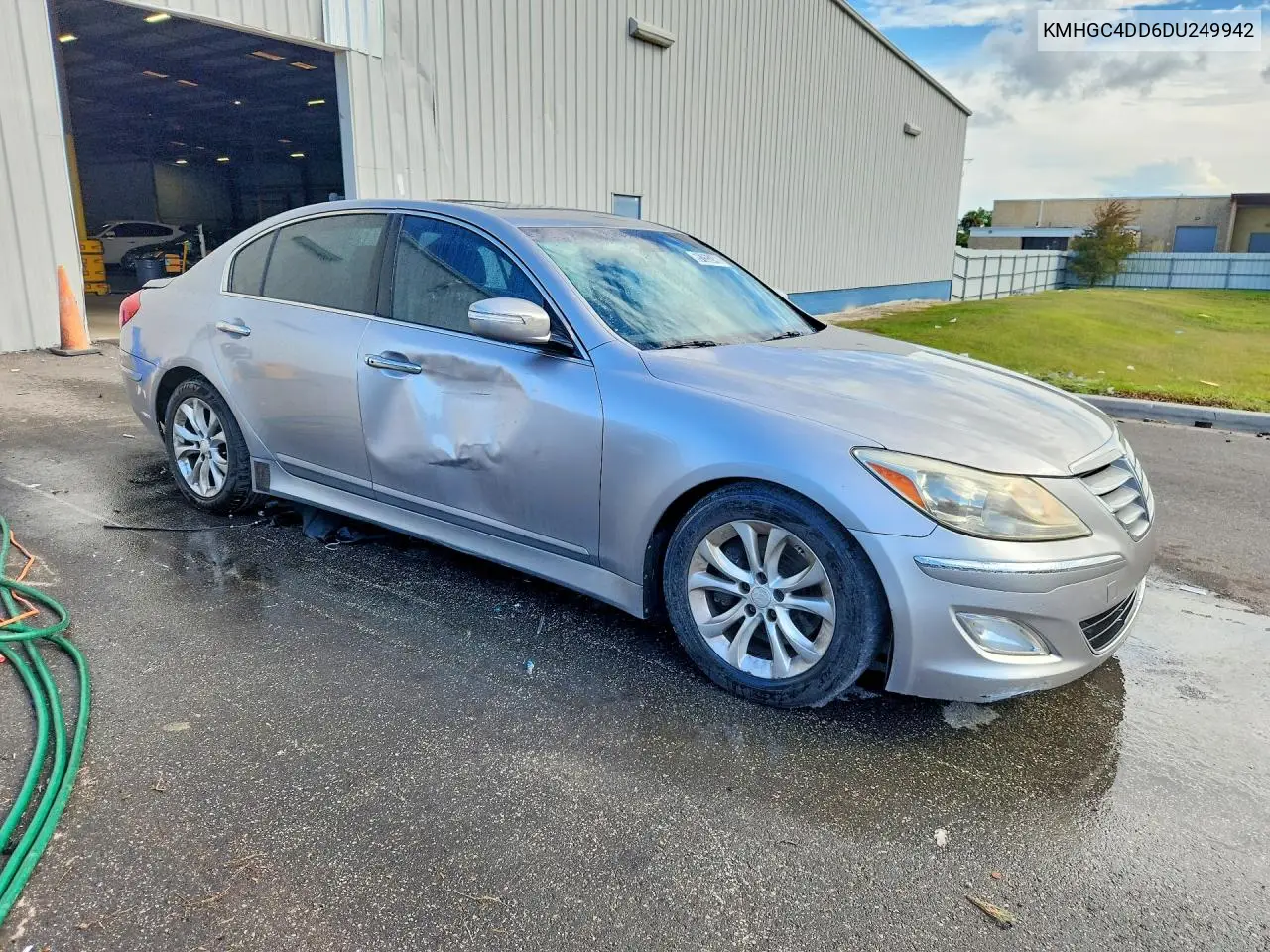 2013 HYUNDAI GENESIS VIN KMHGC4DD6DU249942 — фото 4