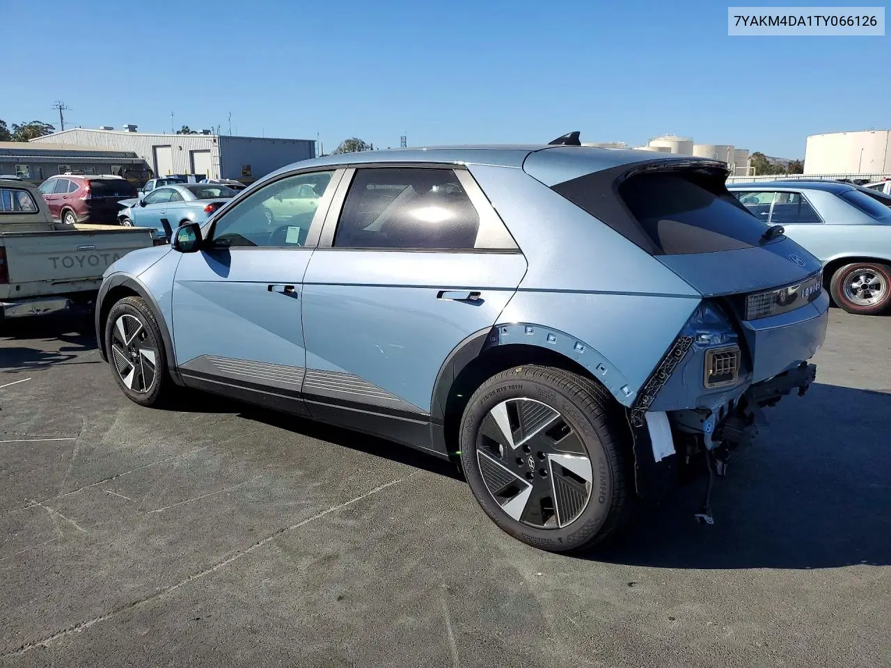 2026 HYUNDAI IONIQ 5 VIN 7YAKM4DA1TY066126 — фото 2