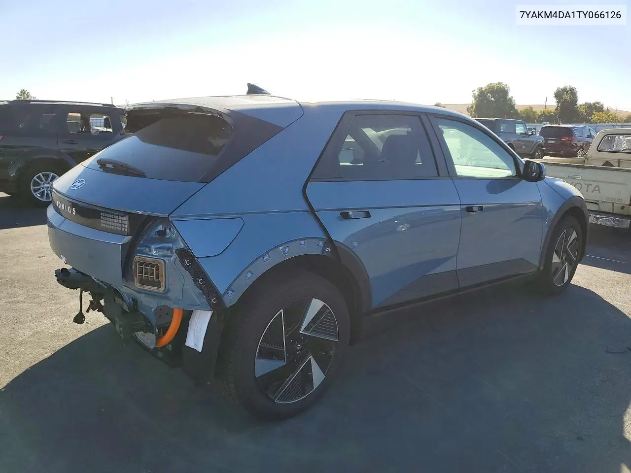 2026 HYUNDAI IONIQ 5 VIN 7YAKM4DA1TY066126 — фото 3