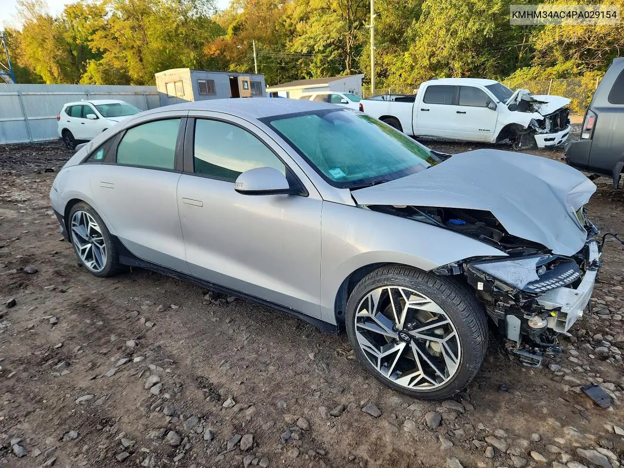2023 HYUNDAI IONIQ 6 VIN KMHM34AC4PA029154 — фото 4