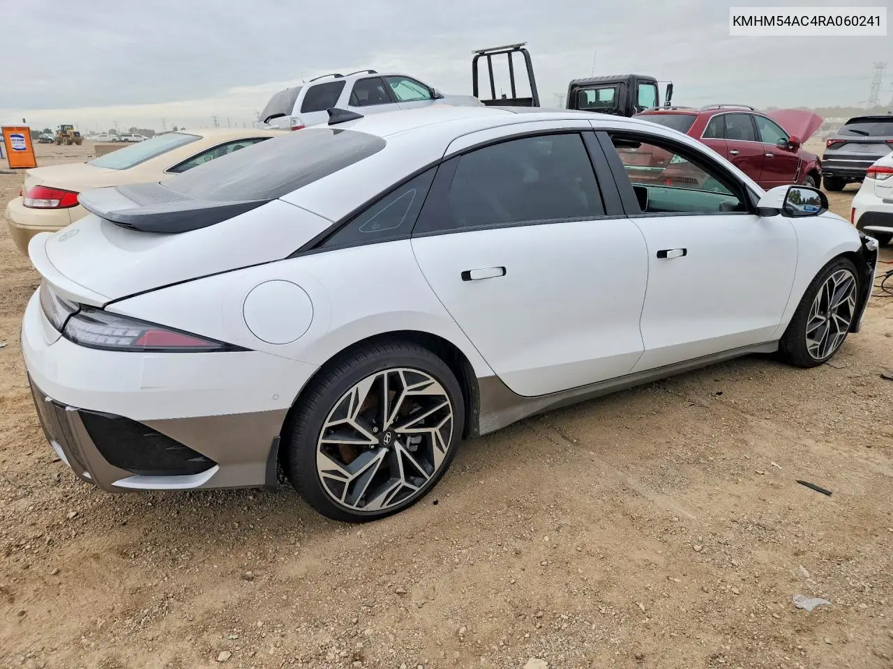 2024 HYUNDAI IONIQ 6 VIN KMHM54AC4RA060241 — фото 3
