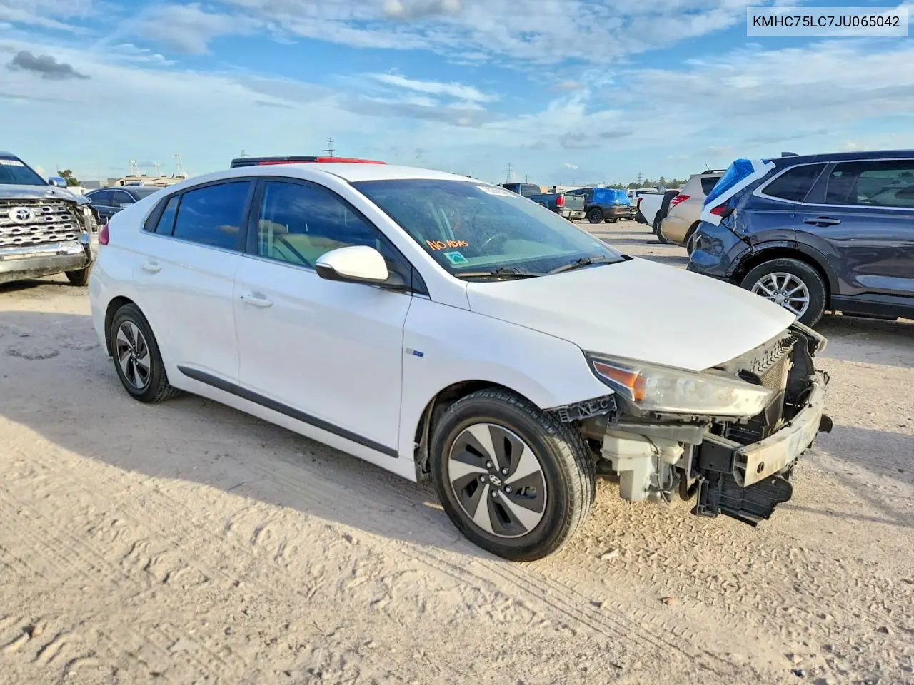 2018 HYUNDAI IONIQ VIN KMHC75LC7JU065042 — фото 4