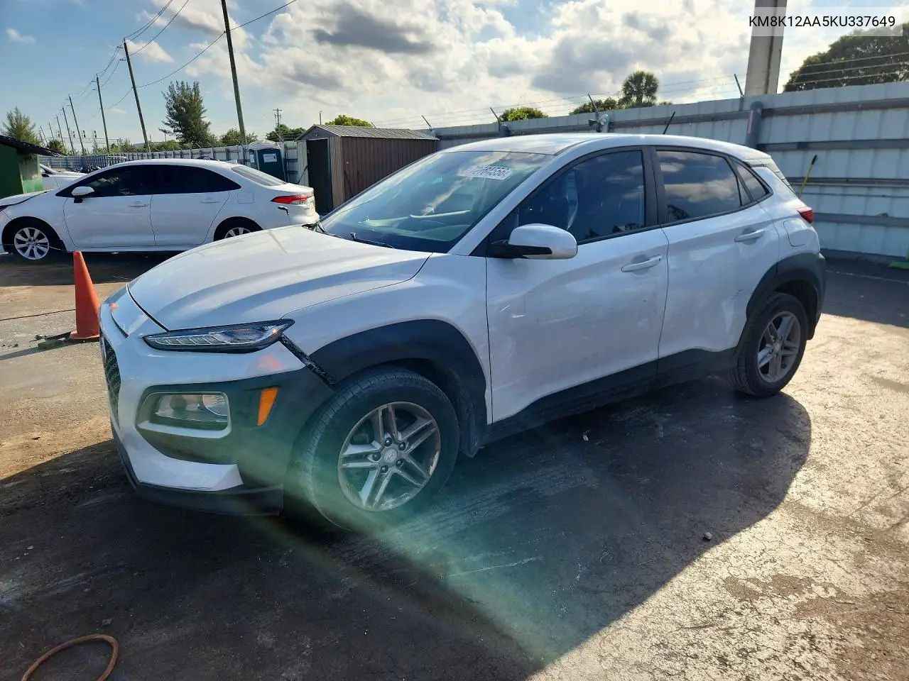 HYUNDAI KONA 2019, VIN KM8K12AA5KU337649