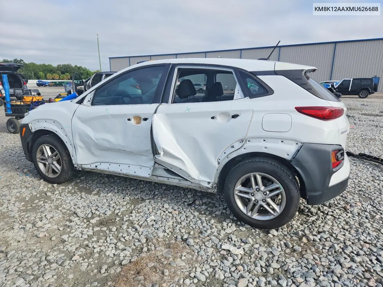 2021 HYUNDAI KONA VIN KM8K12AAXMU626688 — фото 2
