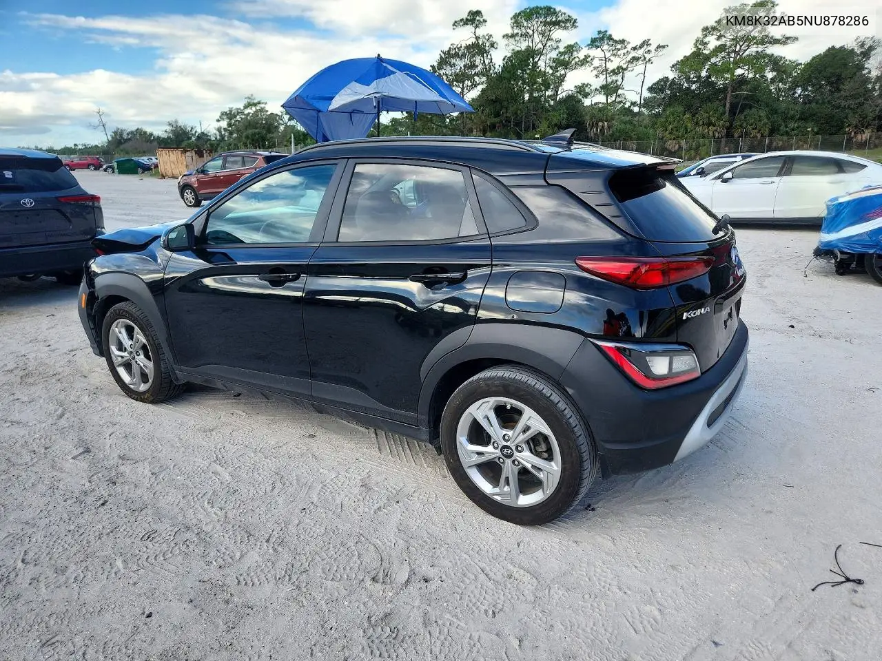 2022 HYUNDAI KONA VIN KM8K32AB5NU878286 — фото 2
