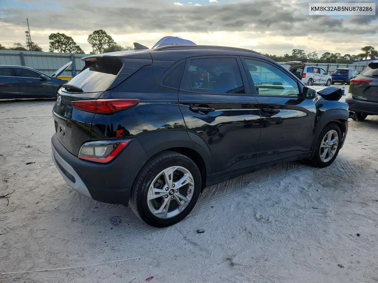 2022 HYUNDAI KONA VIN KM8K32AB5NU878286 — фото 3