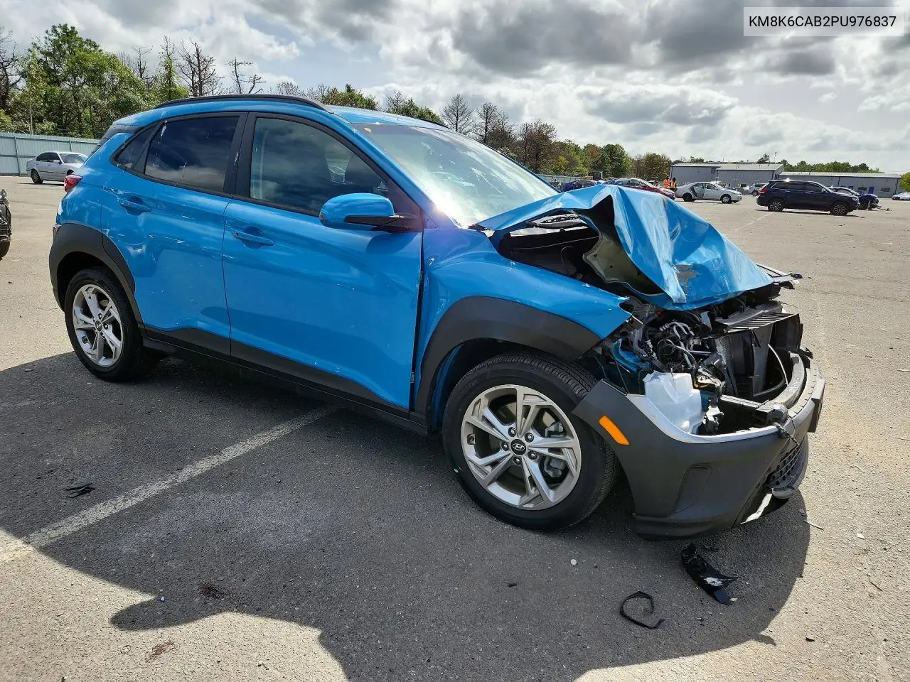 2023 HYUNDAI KONA VIN KM8K6CAB2PU976837 — фото 4