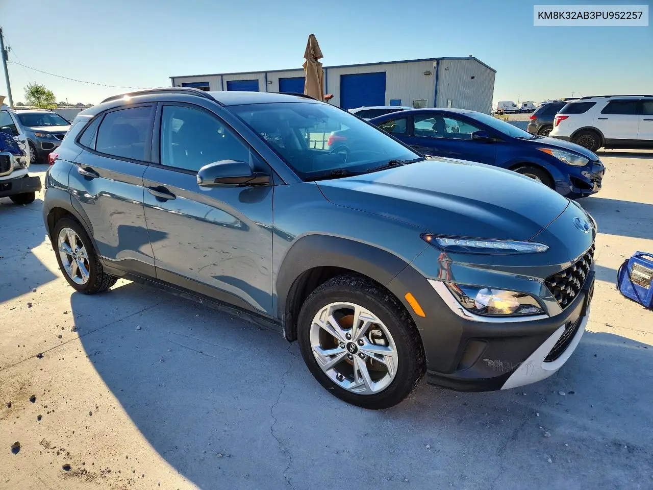 2023 HYUNDAI KONA VIN KM8K32AB3PU952257 — фото 4